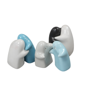 Salt & Pepper ( berpelukan)
